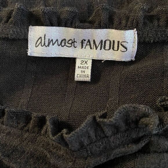 NWT Almost Famous Plus Size Comfy Ribbed & Ruched Dress or Tunic, Black, Size 2X - Picture 6 of 11